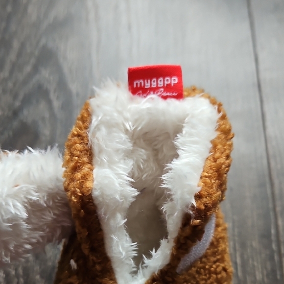 Cozy Brown Baby Booties with Bow - Picture 4 of 7